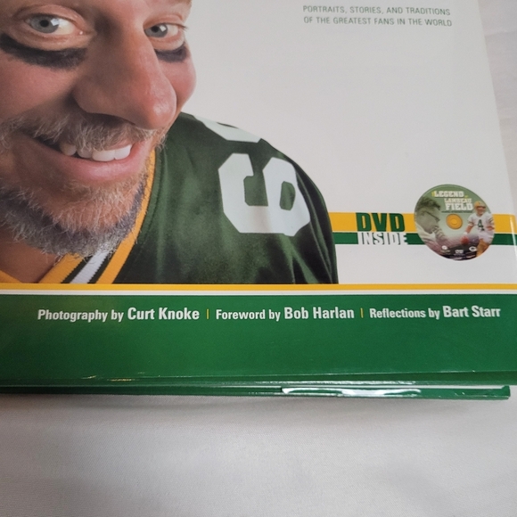 Greenbay Packers Green Gold & Proud Hardvover Book & DVD 2005 - Picture 4 of 12